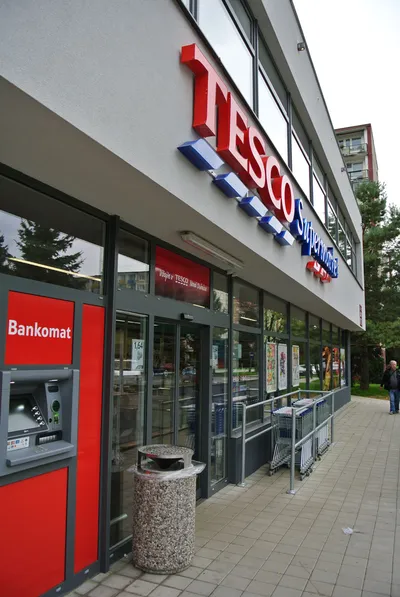 SM Tesco Nová Dubnica